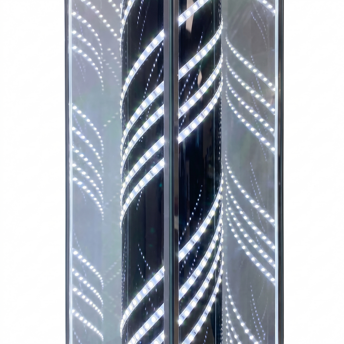 Standing Lightbox Barberpole Black