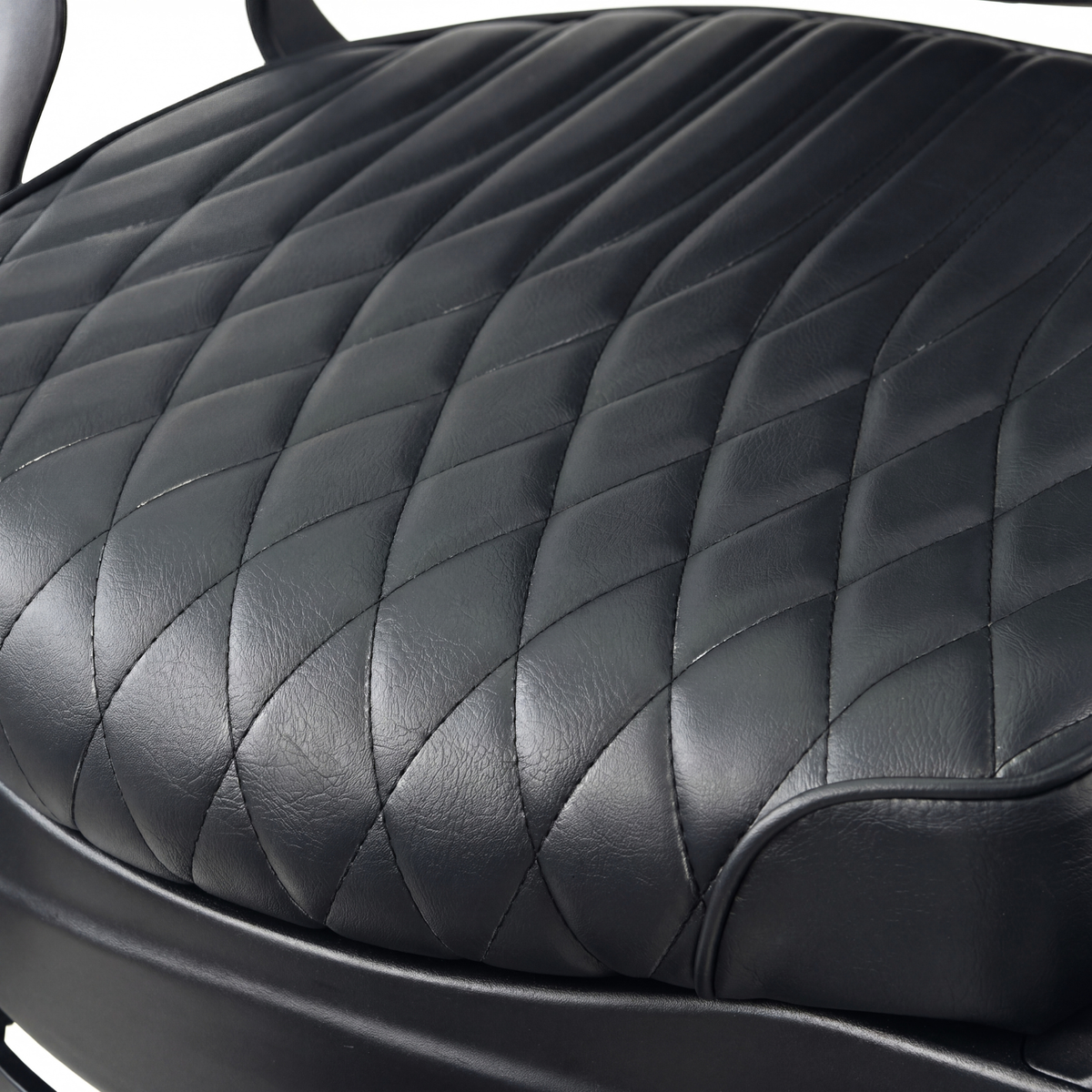 DeltaPro - Barber Chair - DBC009 - Cavalier - Matte Black