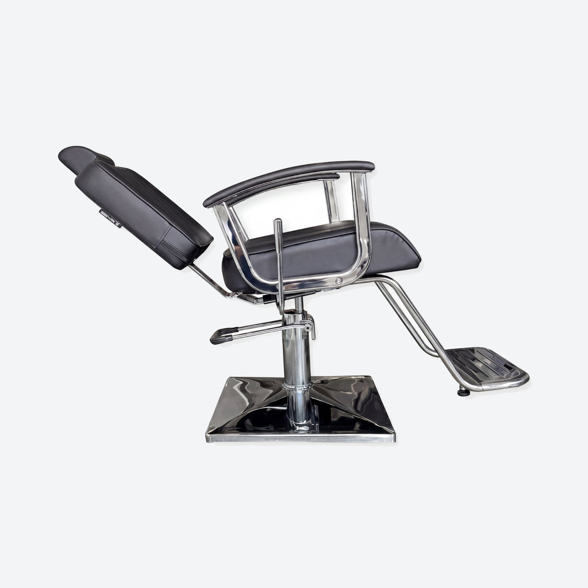 Barber Chair Regal Prestige - Black
